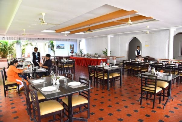 KSTDC Hotel Mayura Bhuvaneshwari Kamalapur-5